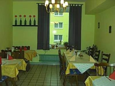 Hotel Am Stern Γκελσενκίρτσεν Εξωτερικό φωτογραφία